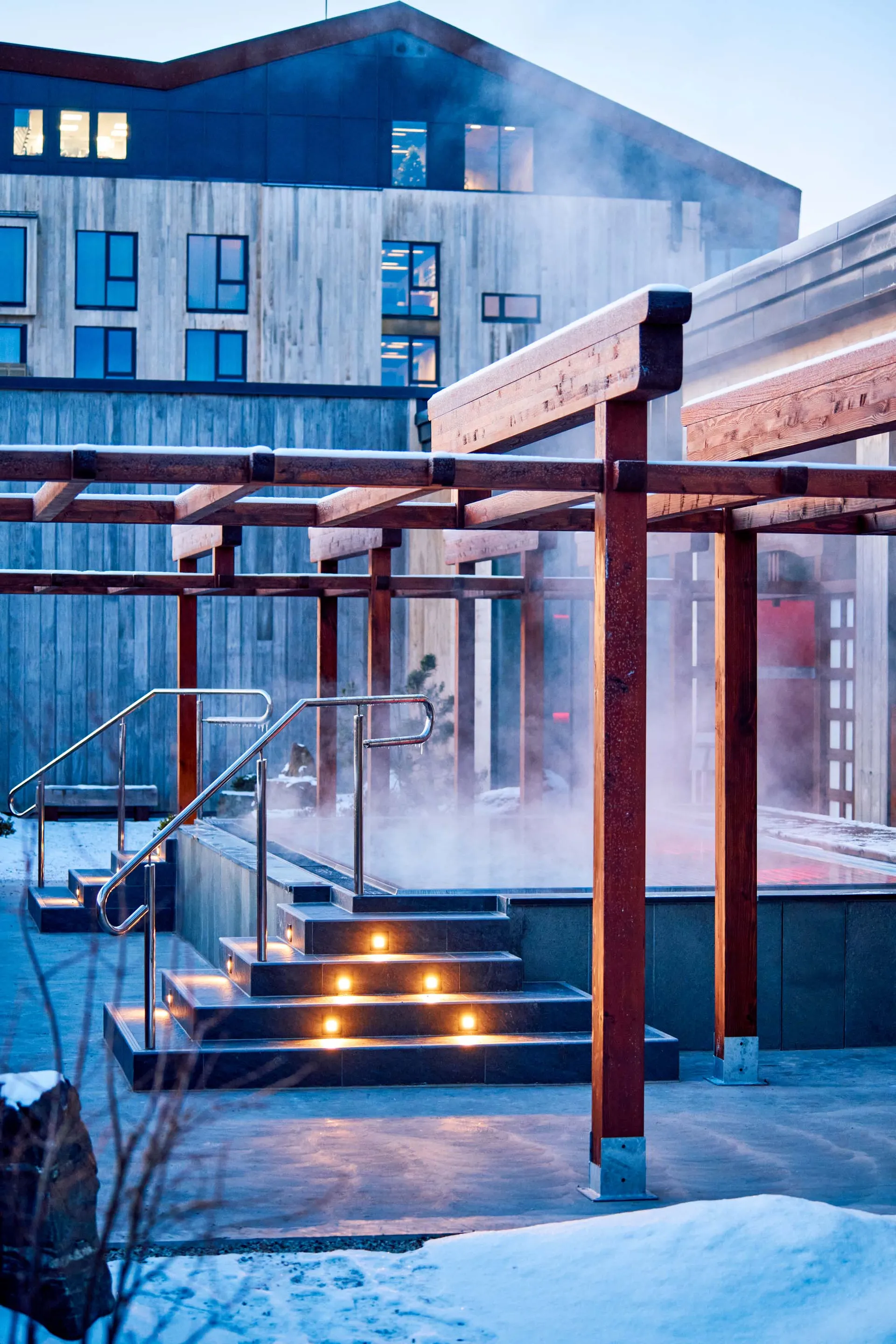 En stålpool från projektet The Well i N/A från N/A designad av N/A